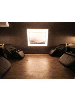 【HPB AWARD 2025 BEST SALON 注目サロン選出】全台フルフラットYUMEシャンプー台完備♪[湘南台駅0秒]