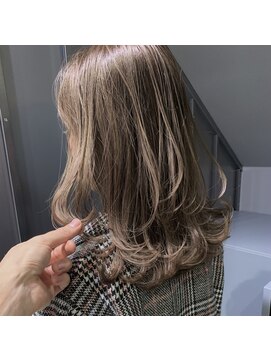 ノエ トトン(noe tton) パールベージュ、ミディアムレイヤー