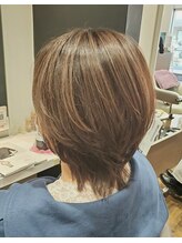 「白髪染めナチュラルハイライトカラー」