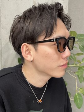 フイ 代々木(Hui) メンズ/アップバング/ツーブロックマッシュ/束感ショート/波巻き