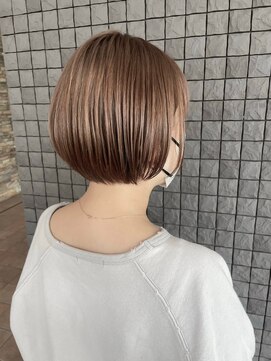 ベルプロッドバイアルター 千葉(bel. prod by aL-ter) グレージュカラー/シルキーベージュ/斜めバング[千葉駅]