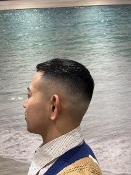 ヨシザワインク プレミアム 横浜 桜木町店(YOSHIZAWA Inc. PREMIUM) スーツ短髪黒髪スキンフェード