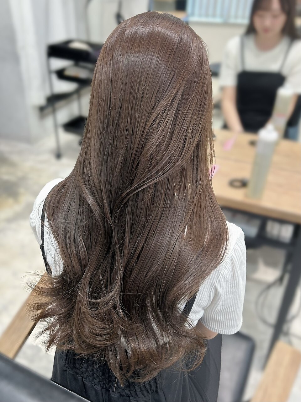 ダークブラウン ロングヘア 2025年秋】ロング ダークブラウンの髪型・ヘアアレンジ｜人気順