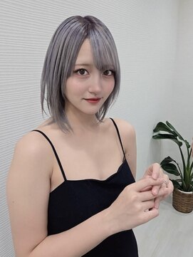 ヒョンミョン ライズバイレボ 取手店(hyon myon/RISE by REVO) レイヤーカット/ブリーチカラー/シルバー【取手/取手駅】