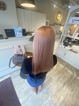 シェリー(Che'ri) ホワイトブロンド×美髪(山崎)