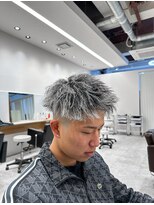 ルーストデラックス 京都河原町三条(ROOST dx)&nbsp;ホワイトハイライトツイストジェット