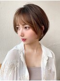 30代40代大人かわいい前髪ありの前下がりショートで絶壁解消！