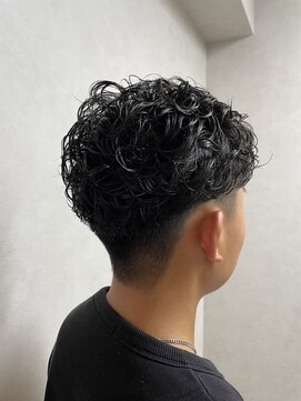 MEN’S HAIR/サーフカール/刈り上げセンター/千葉駅