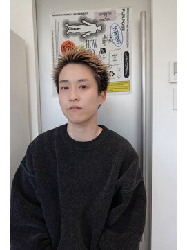 ウーズ ハラジュク(Ooze.HARAJUKU) ハッシュカットグレージュデザインカラーツートーンカラー原宿