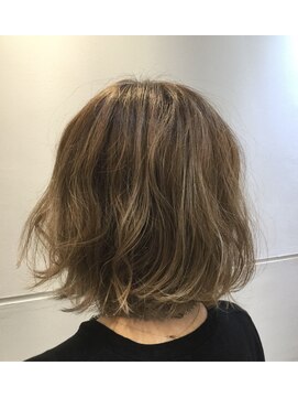 ウィズ リル ホワイト(wiz lil white) wiz lil ヘアスタイル