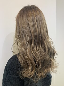 ヘアーアンドビューティーザ エフ(Hair Beauty the F) 【ハイライト＊ミルクティーベージュ】