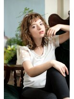 エレノア 自由が丘店(Eleanor)&nbsp;レイヤー/艶カラー/イルミナカラー/透明感ベージュ