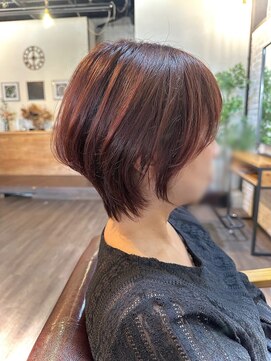 アヴィスヘアワークス(Avis Hair Works) ショートボブ