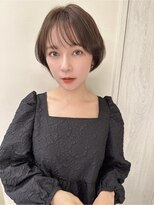 ジジ 代々木(Gigi)&nbsp;韓国風 ナチュラル Aラインの甘辛ショートボブ ブラウン