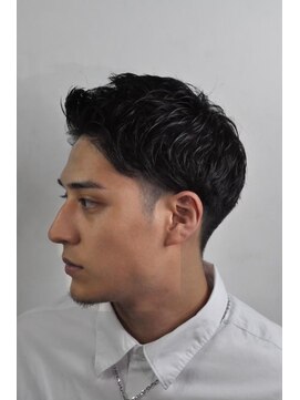 ヒロ銀座 バーバーショップ 札幌本店(HIRO GINZA BARBER SHOP) アップバングスタイル