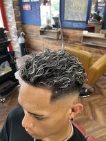 クラウン(CROWN)&nbsp;ホワイトメッシュ×極道パーマ