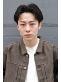 伸ばしかけの方におすすめ！短めセンターパート
