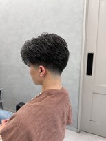 ラヴィット 横浜店(LUVIT) テーパーフェードセンターパート