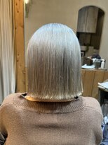 メロウ(merrow) ハイトーンボブ