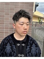 レオ(LEO) ホワイトメッシュ×ツイストスパイラルパーマ