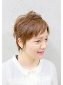 アンハサウェイ風キュートベリーショート