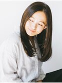 「FILMS」ツヤ髪ストレートロング