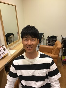ヒカ ヘアーデザイン(Hika hair design) ★ナチュラルショート★