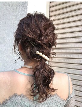 ボルタノット(volta∞knot) 【ボルタノット★YUMI】ゆるめポニーテールアレンジ