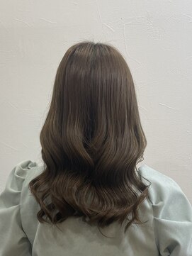 ラビス クローバー(Lovis clover) 〔NANA〕オリーブブラウン