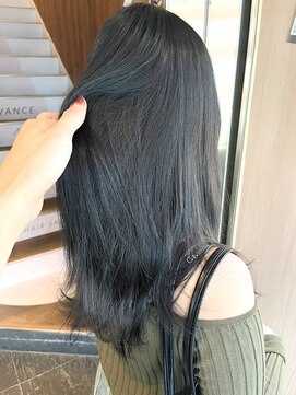 アヴァンス 天王寺店(AVANCE.) ブルーブラック×透明感