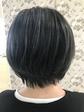 ルシエル バイ カトレアグループ(Le Ciel) ショート/ダークグレージュ/ハイライト/ブリーチ/30代40代50代