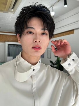 ポーチバイハニー オモテサンドウ(PORCH by HONEY omotesando) アップバング韓国マッシュブルーブラックスペインカール黒髪2