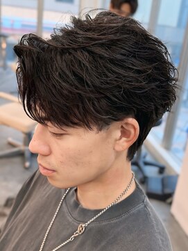 バース バイ ハピネス(BIRTH by happiness) 奈良men'sツイストフェザーパーマフェザーショート