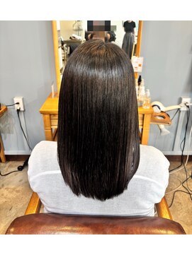 スアバイキキ(SuA by kiki.) 暗めカラー/グランマッシュ/フェイスフレーミング[千葉]