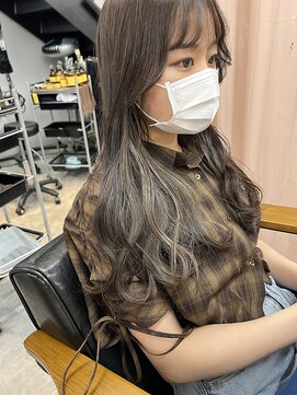 ヌープヘアーアイス(NUUP.hair ici) 30代40代ハイライトバレイヤージュ透明感外国人風カラー