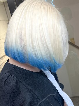 プネル(punel) ホワイトブロンド 裾カラー ケアブリーチ デザインカラー 原宿