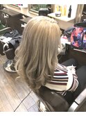透明感ハイトーングレージュカラー