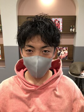 リヴァイヴ(revive) カット+パーマ