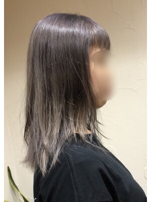 カラーの種類に自信あり!!豊富なカラー剤で、お客様の理想のヘアスタイルを叶えます◎