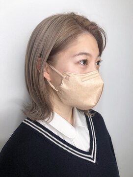 ルチェア ヘア(Lucea Hair) シルバーベージュ