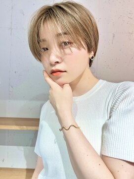 ラミエ バイ メルト 吉祥寺(lamie by melt) *滝田*小顔前髪ショートカットアッシュグレージュミルクティー