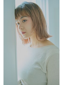 ベック(BECK) 美髪/ショート/ボブ/外ハネ/ベージュ/ゴールドブラウン