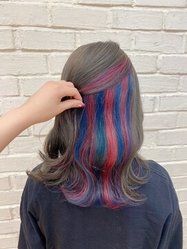 ジイジイ 宇多津店(GIGI) ピンク×ブルー