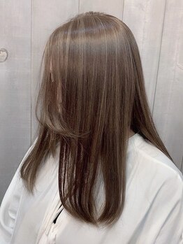 ユアーズ バイ ギフトグループ(your’s  by gift group)の写真/薬剤にこだわったダメージレスカラー♪【リタッチ根本のみカラー(白髪染めOK) 4200円～】
