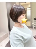 上品なショートボブスタイル