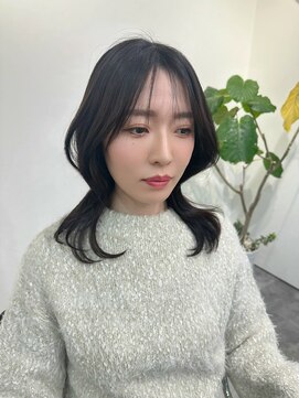 ハイセンス(hi-Sense) 大人くびれミディアムロング　エギョモリ　韓国ヘア　天六美容室