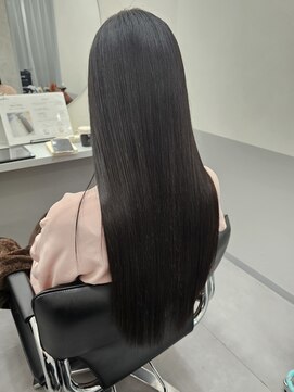 トッカ 茨木(tocca) 【tocca茨木　篠原】どんな髪でも艶々になる業界最高峰髪質改善