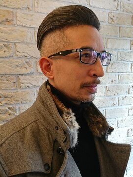 グラッドバーバードットエビス 恵比寿(GLAD BARBER. EBISU) サーフカール/スパイキーショート/ブルーブラック[恵比寿]