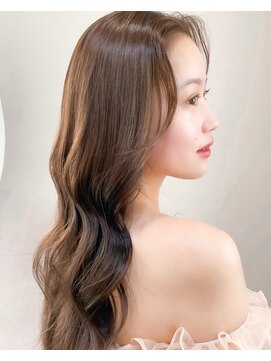 レア 表参道(L'ea) くびれヘアアプリコットオレンジ夏ヘアハイライトカラー