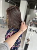 大人艶ミディ×白髪ぼかしハイライト
